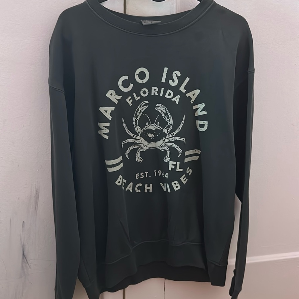 women sweatshirt